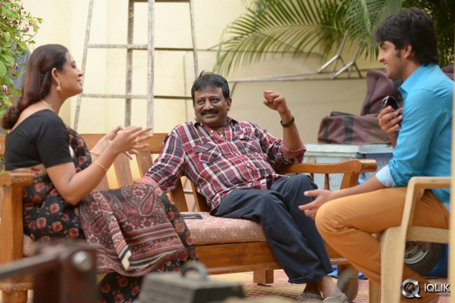 Dikkulu Choodaku Ramayya